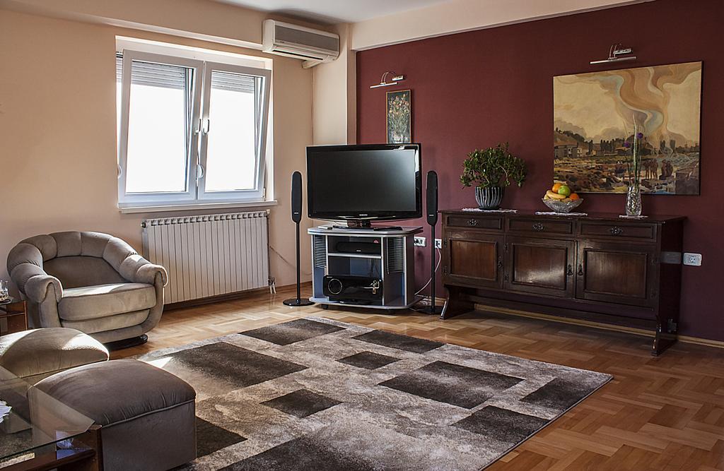 Apartments Skopje Downtown Экстерьер фото